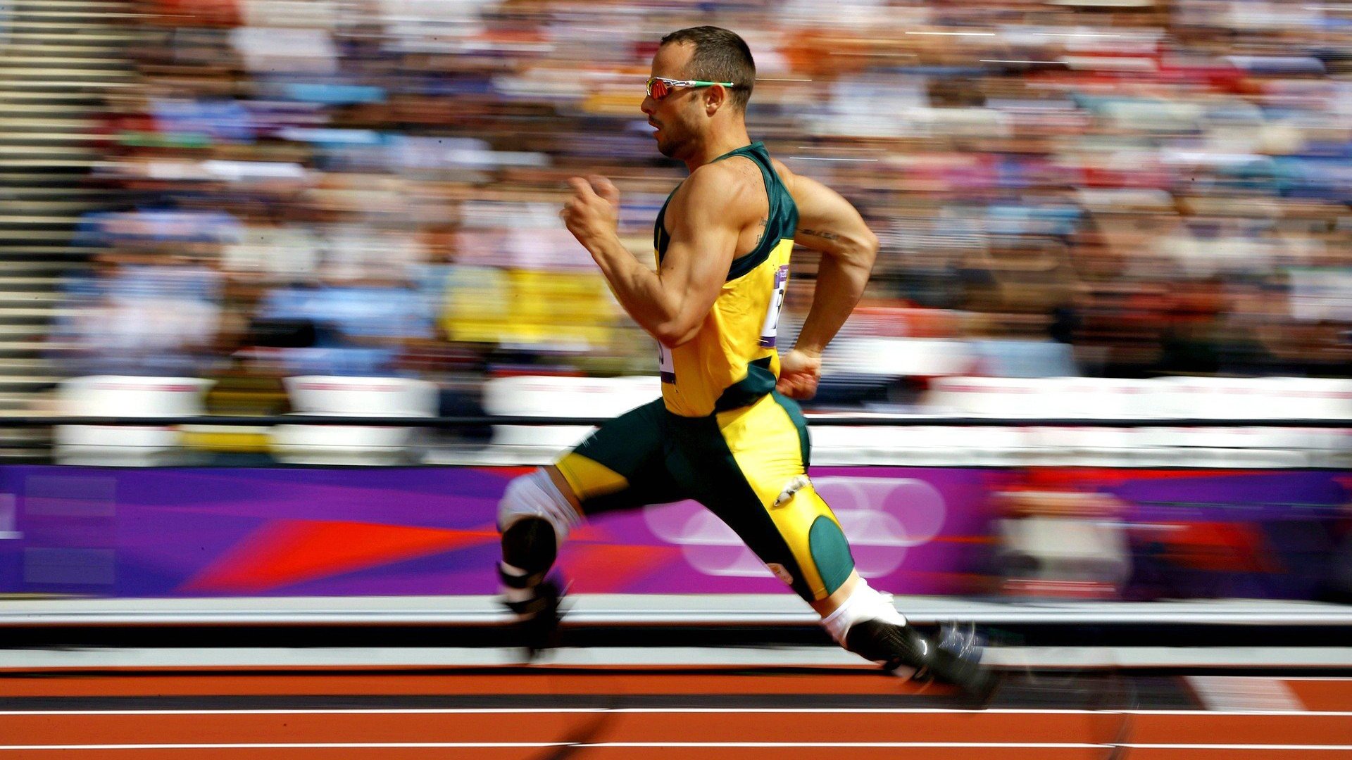 开云体育在线-“逆境中的奇迹”——赛段突发危机下的英雄救赎，逆境成就英雄